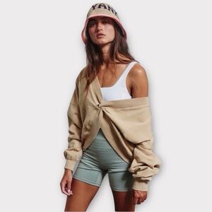 Bucketlist Reversible Twisted Sweatshirt, Size Medium